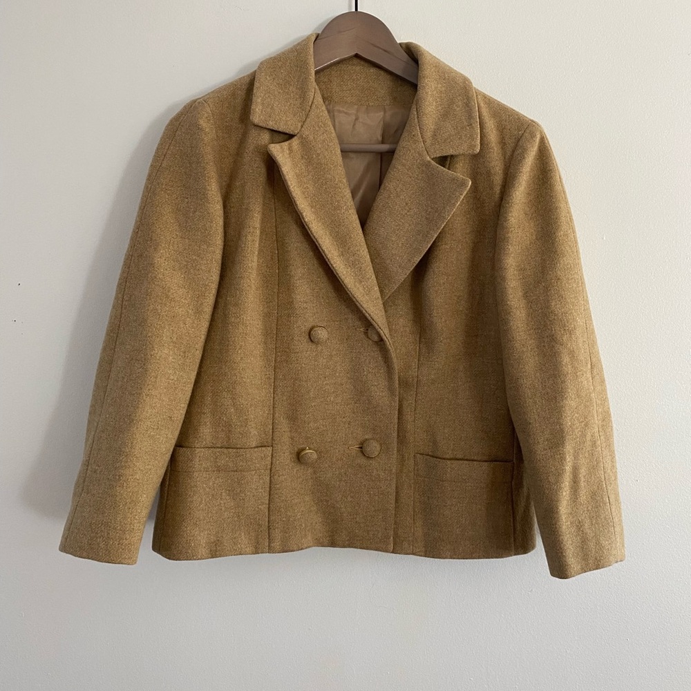 Vintage 60s/70s Tan Women's Double-Breasted Blazer